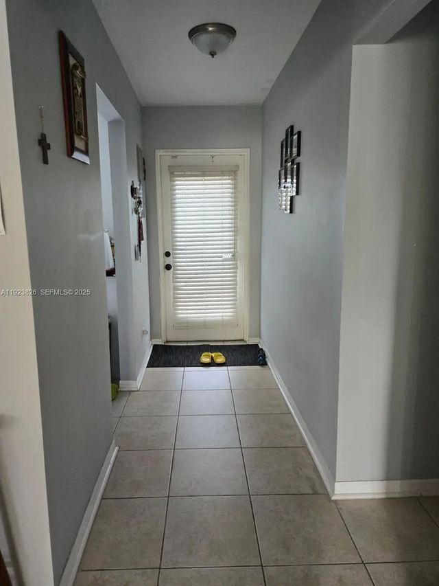 7837 Golf Cir Drive #310, Margate
