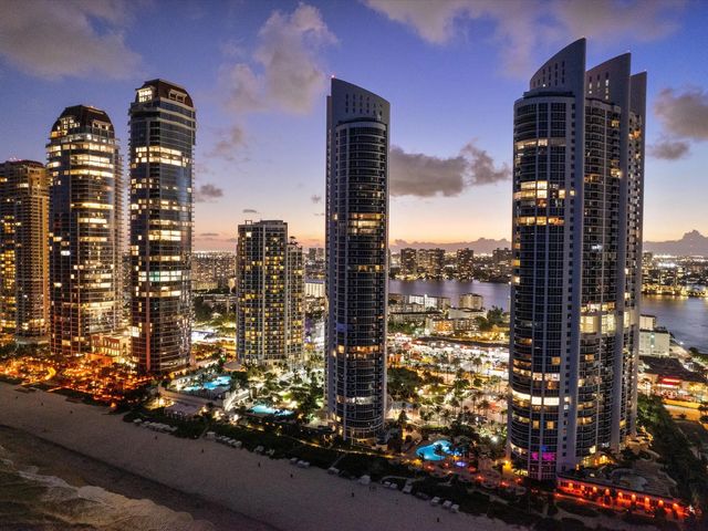 18101 Collins Avenue #401, Sunny Isles Beach