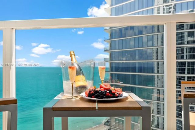 18001 Collins Avenue #2512, Sunny Isles Beach