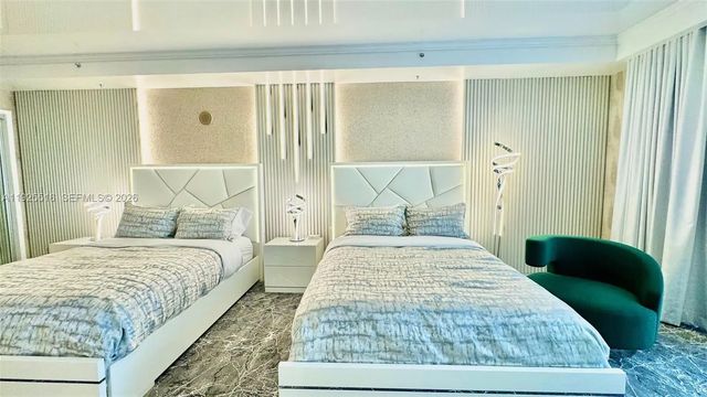 4 of 24 - 18001 Collins Avenue #2512, Sunny Isles Beach, FL