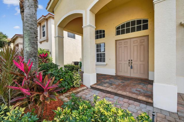 2 of 93 - 2205 Sw Newport Isles Boulevard, Port St. Lucie, FL