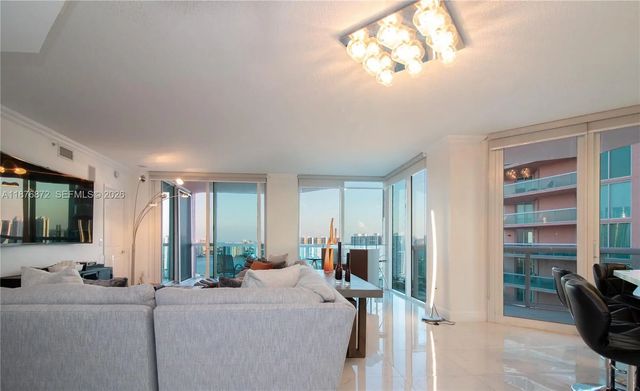 4 of 35 - 3370 Ne 190 Street #ph 2909, Aventura, FL