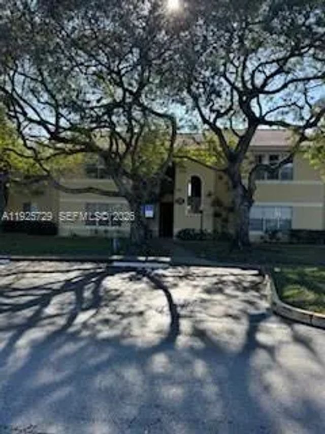 2 of 25 - 12650 Vista Isles Drive #923, Sunrise, FL