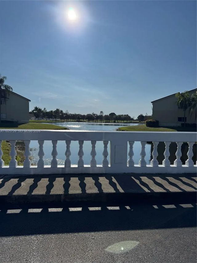 4 of 25 - 12650 Vista Isles Drive #923, Sunrise, FL
