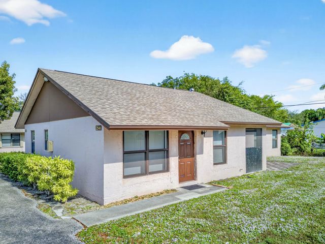 2 of 33 - 2548 Ida Way, West Palm Beach, FL