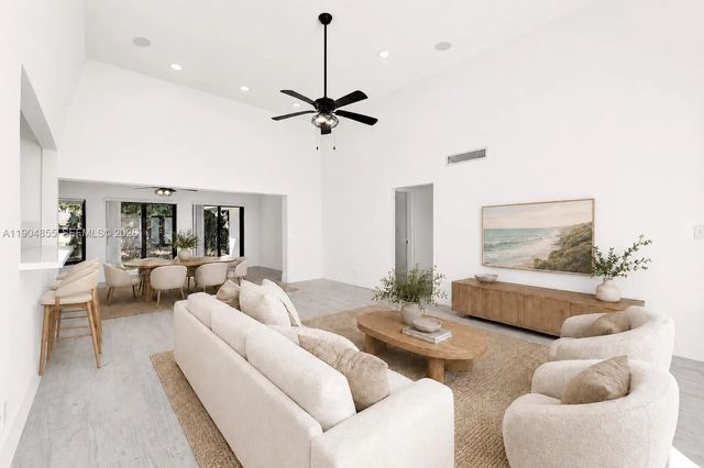 5 of 28 - 4603 King Palm Drive, Tamarac, FL