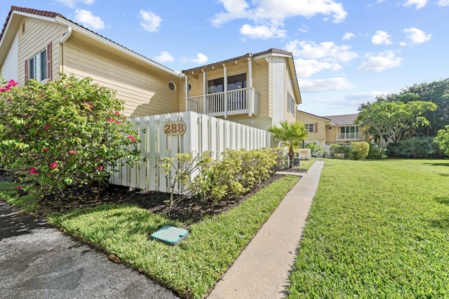 Photo of Listing #R11145531