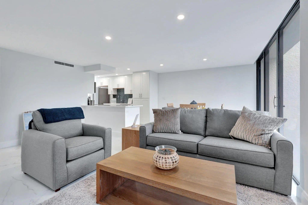 2804 Bridgewood Drive, Boca Raton