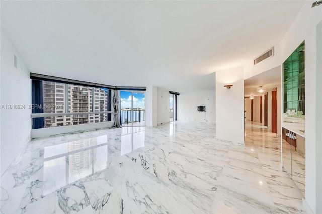 2 of 36 - 520 Brickell Key Drive #a1104, Miami, FL