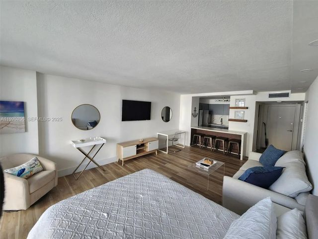 5 of 25 - 3180 S Ocean Drive #307, Hallandale Beach, FL