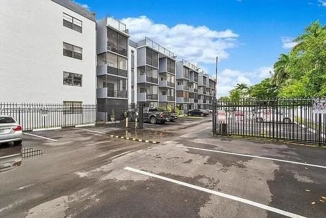 13500 Ne 3rd Court #205, North Miami
