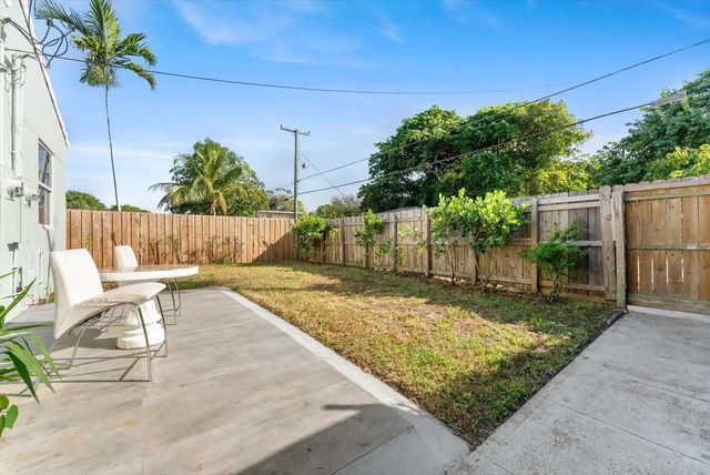 3 of 30 - 1928 Adams Street, Hollywood, FL