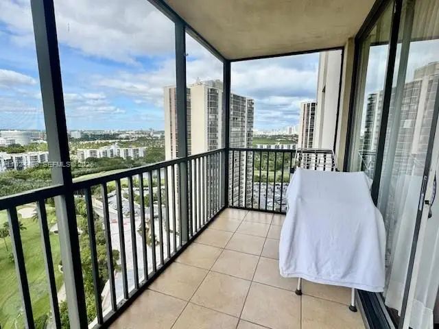 2 of 30 - 20335 W Country Club Drive #2101, Aventura, FL