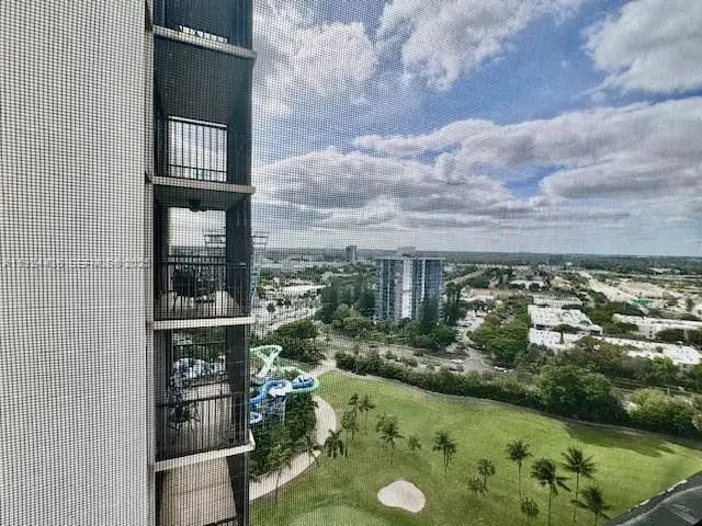 3 of 30 - 20335 W Country Club Drive #2101, Aventura, FL