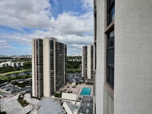 4 of 30 - 20335 W Country Club Drive #2101, Aventura, FL