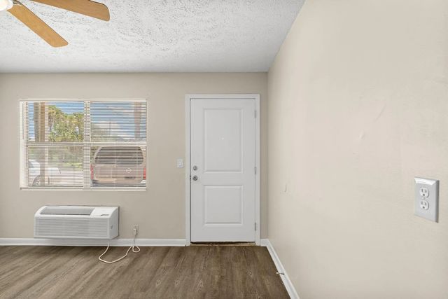 4 of 34 - 644 Caladium Circle, Panama City, FL