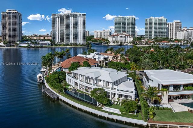 142 S Island Drive, Golden Beach
