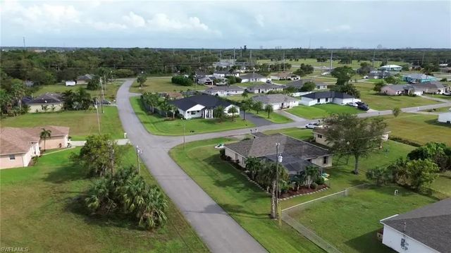 2 of 5 - 2221 Ne 25th Terrace, Cape Coral, FL