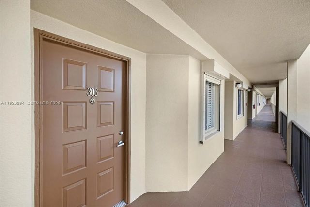 5 of 34 - 900 Sw 142nd Avenue #306l, Pembroke Pines, FL