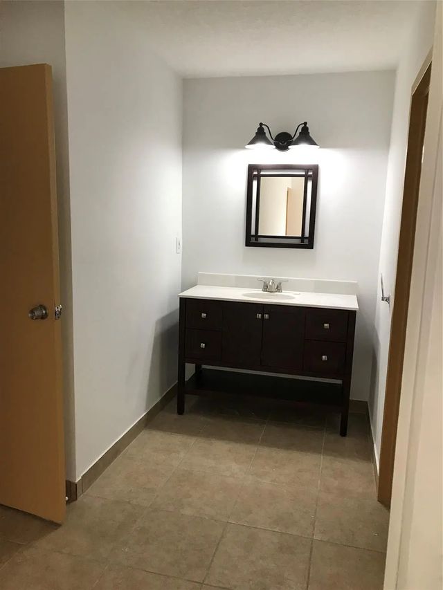 2 of 11 - 4394 Nw 9th Avenue #21-3a, Deerfield Beach, FL
