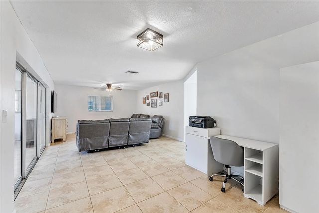 5 of 34 - 2757 Nw 83rd Terrace, Coral Springs, FL