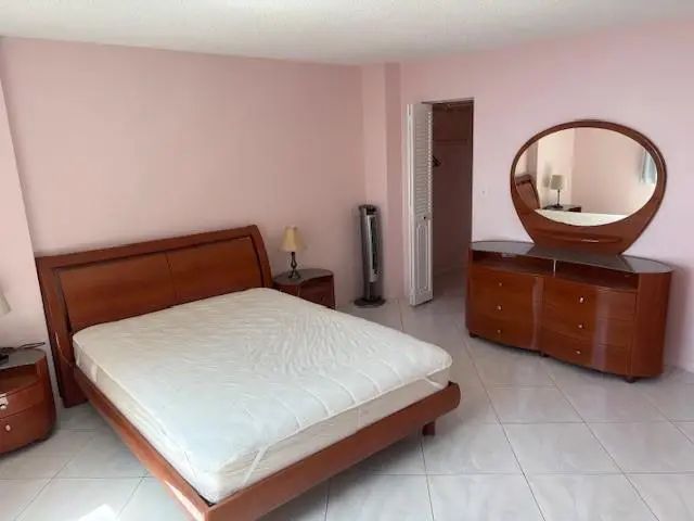 5 of 20 - 1865 S Ocean Drive #11n, Hallandale Beach, FL