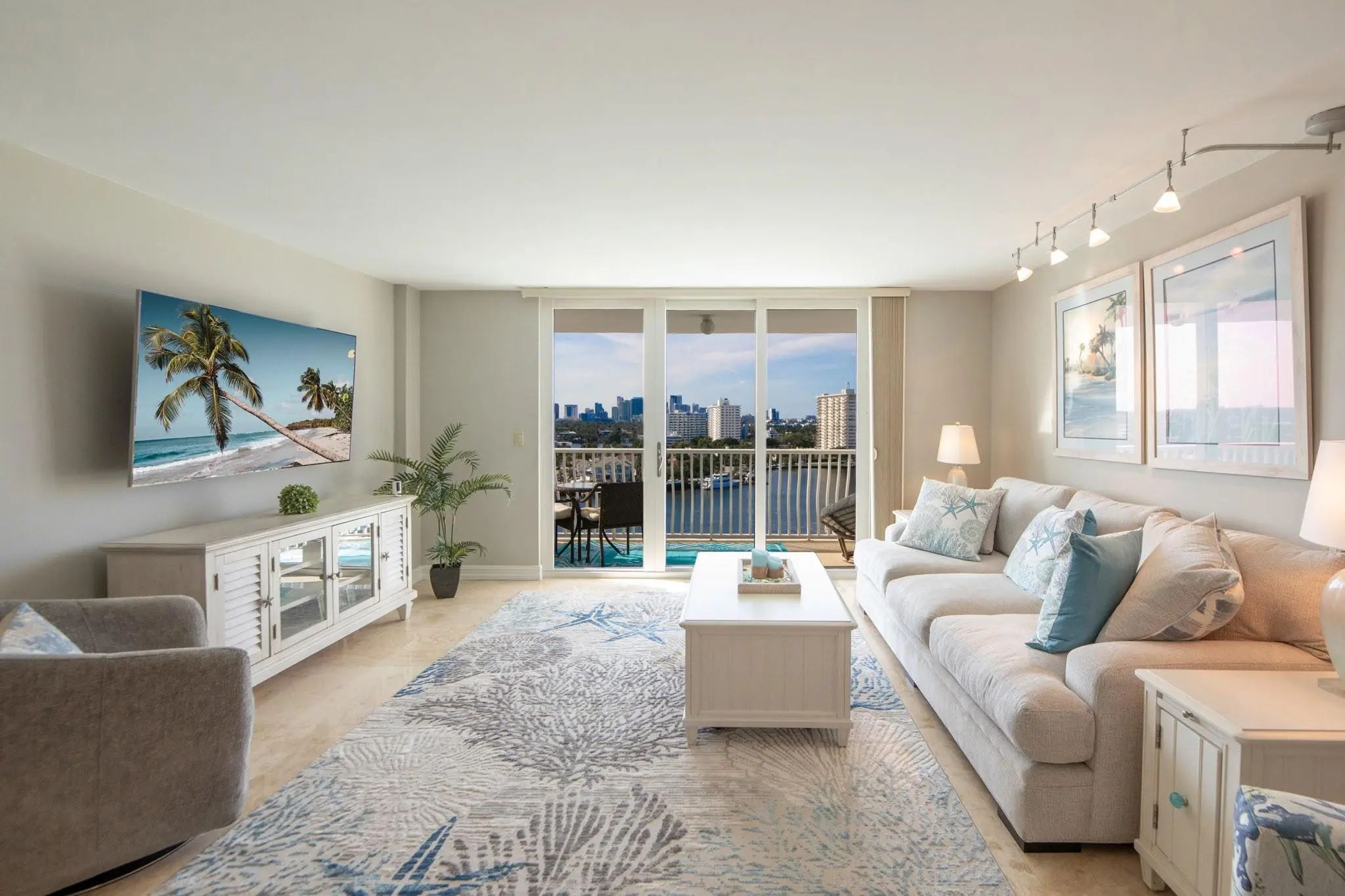 1 Las Olas Circle #1205, Fort Lauderdale