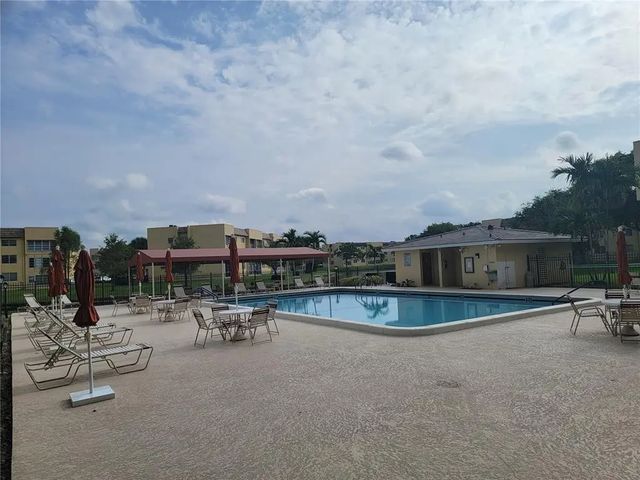 2 of 9 - 6000 Nw 64th Avenue #205, Tamarac, FL
