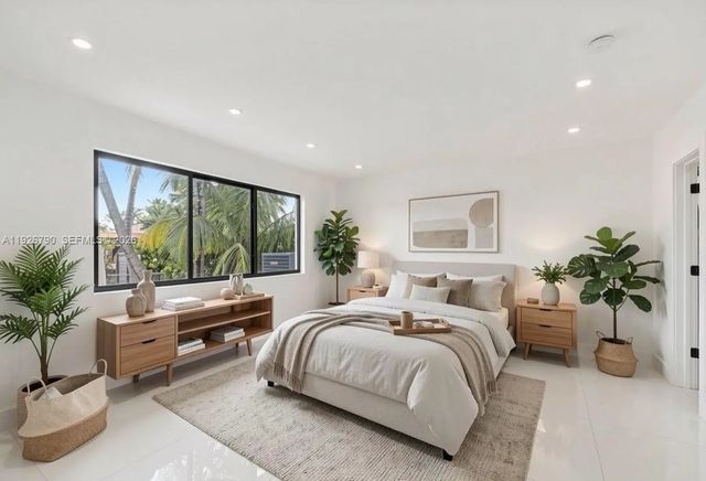 2 of 43 - 1200 Cleveland Road, Miami Beach, FL