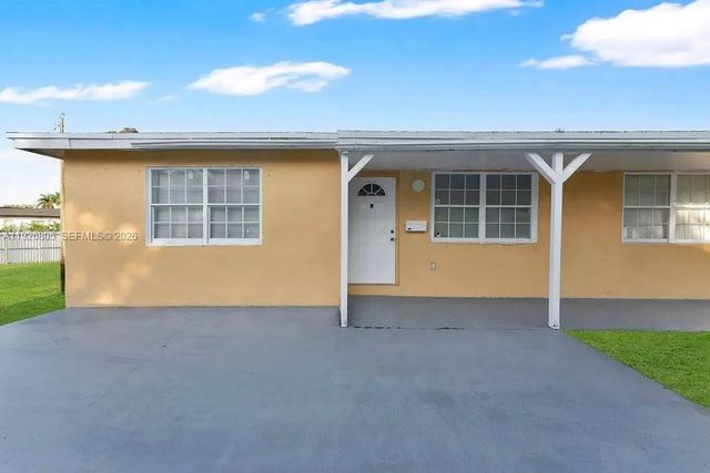 2 of 43 - 417 Sw 3rd Street, Hallandale Beach, FL