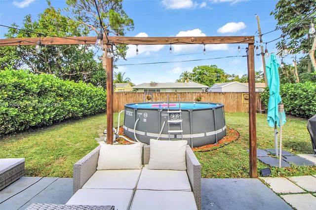 5 of 23 - 201 Nw 51st Court, Oakland Park, FL