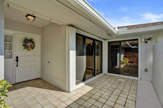 3 of 42 - 9 S Lakeshore Drive, Hypoluxo, FL