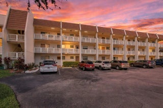 Photo of Listing #F10539993