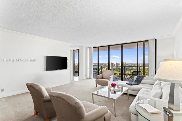 3 of 24 - 19500 Turnberry Way #26-c, Aventura, FL
