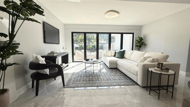 5 of 39 - 1424 Adams Street, Hollywood, FL