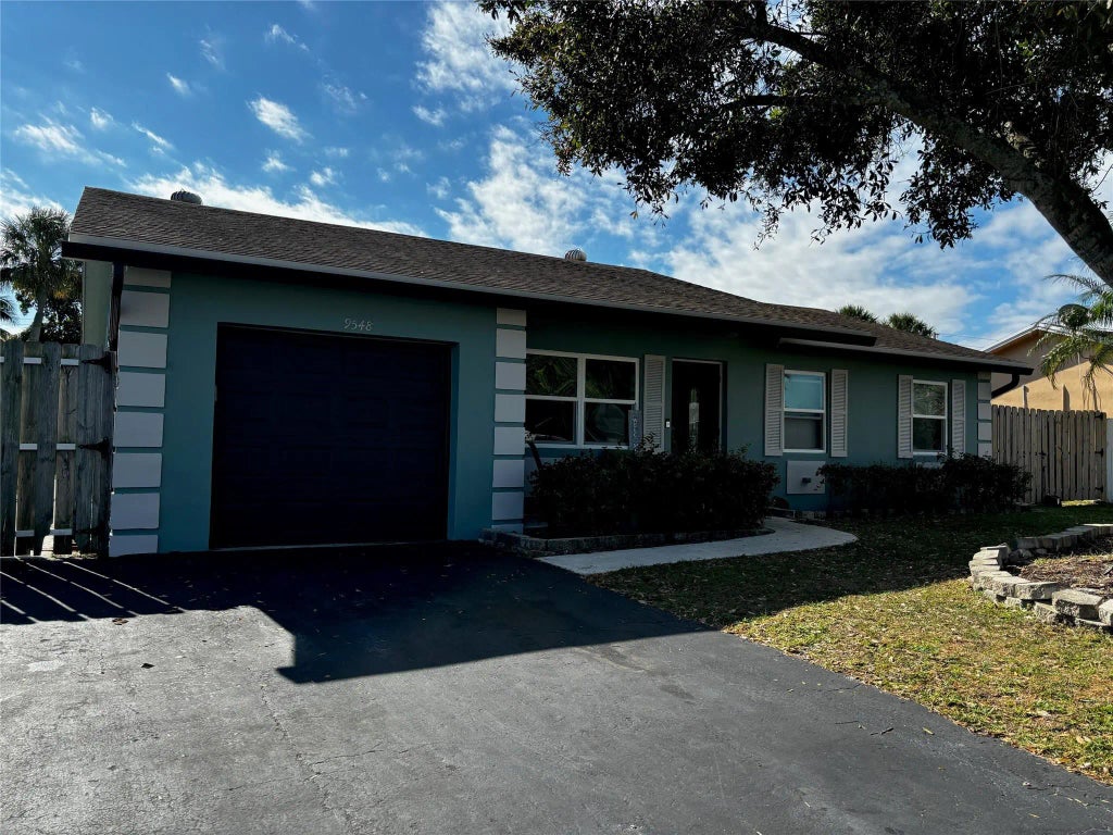 9548 Richmond Circle, Boca Raton