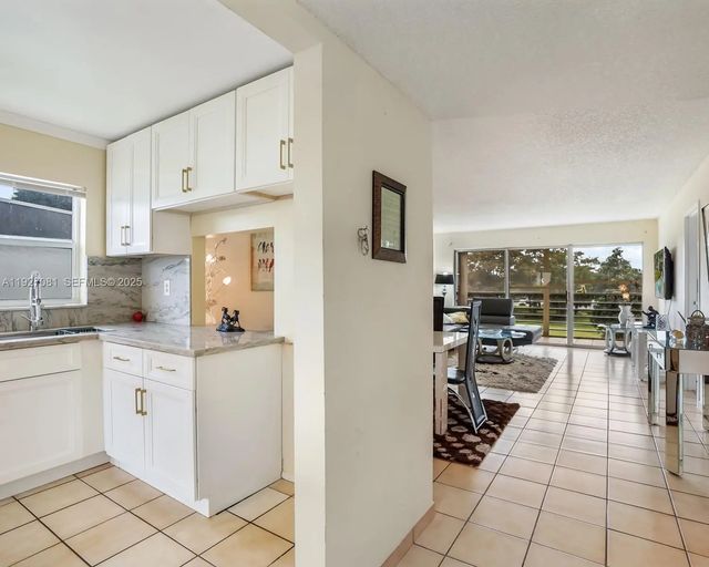 5 of 36 - 8320 Sands Point Boulevard #m301, Tamarac, FL