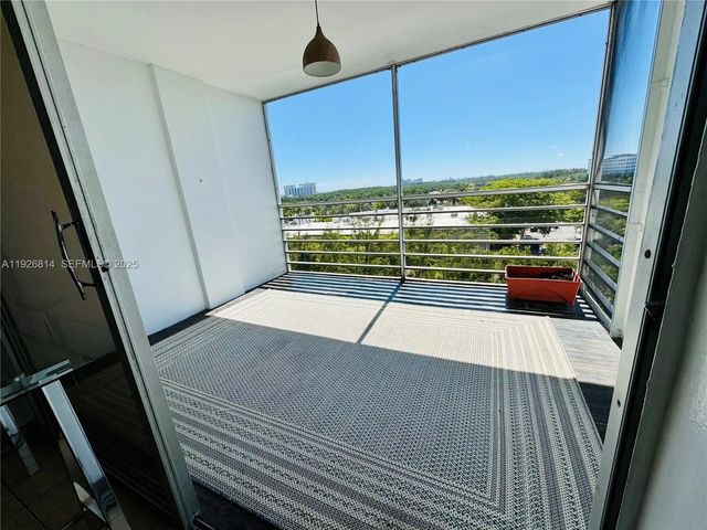 5 of 46 - 3660 Ne 166th Street #812, North Miami Beach, FL