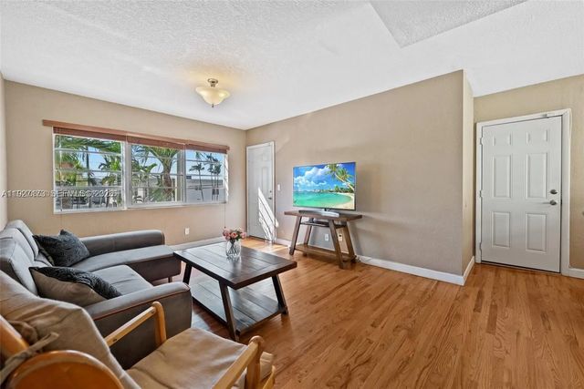 2 of 23 - 8345 Byron Avenue #6, Miami Beach, FL