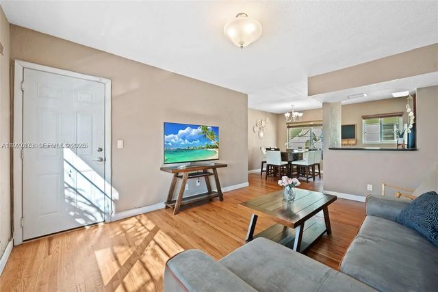 5 of 23 - 8345 Byron Avenue #6, Miami Beach, FL