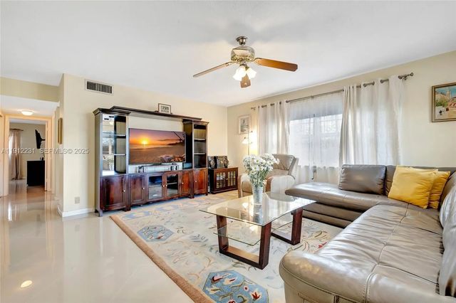 1943 Monroe Street #310d, Hollywood
