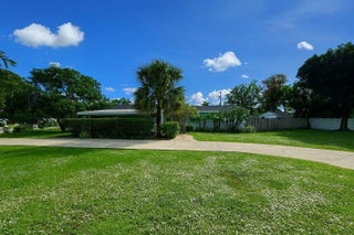 Photo of Listing #R11146227