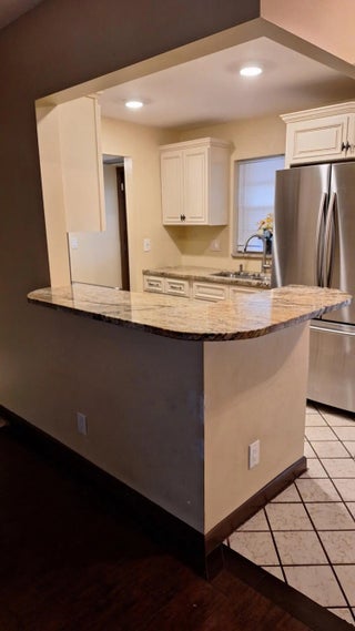 Photo of Listing #R11146247