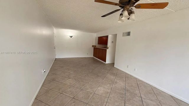 5 of 19 - 5855 Washington Street #91, Hollywood, FL