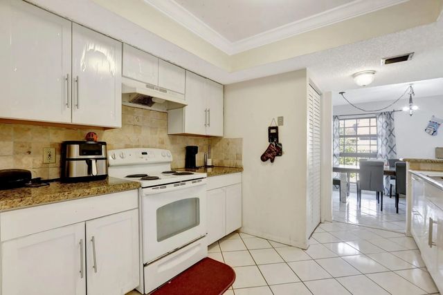 2 of 29 - 5570 Nw 44th Street #518a, Lauderhill, FL