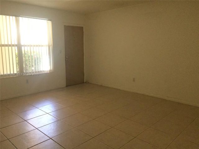 4 of 20 - 255 Sunrise Drive #103, Key Biscayne, FL