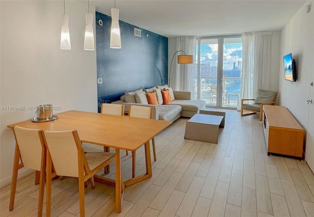 5 of 31 - 2602 E Hallandale Beach Boulevard #r1807, Hallandale Beach, FL