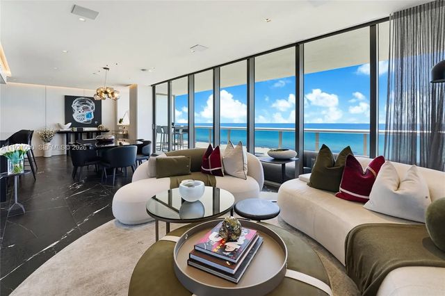 5 of 26 - 5875 Collins Avenue #902, Miami Beach, FL