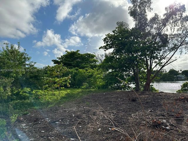 0 Sw 10th Avenue, Hallandale Beach