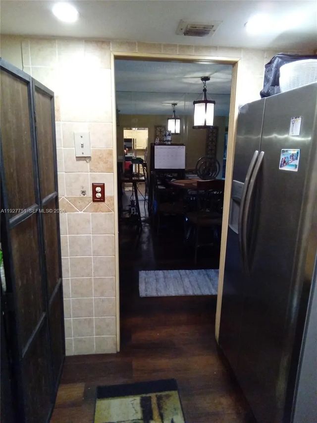 5 of 25 - 1000 Saint Charles Place #l2, Pembroke Pines, FL